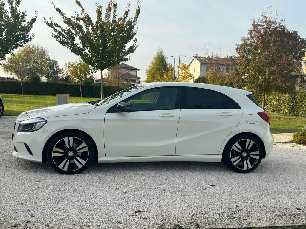 5195222  MERCEDES Classe A 200 d 4Matic